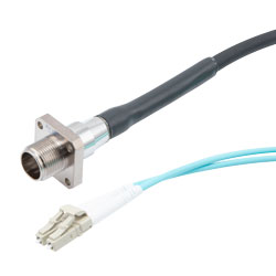 室外光纤跳线，双工 MMF(OM3)，2 芯 AARC（插座）到双夹 LC/UPC，带铠装 7.0mm LSZH 护套，10M的图片