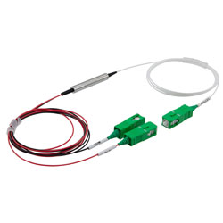 无源 PM CWDM，现场单元 (5.5mmx35mm) 桶形，1 通道，20nm 间距，(1351nm)，0.9mm，1M 电缆，带 SC/APC 连接器。的图片